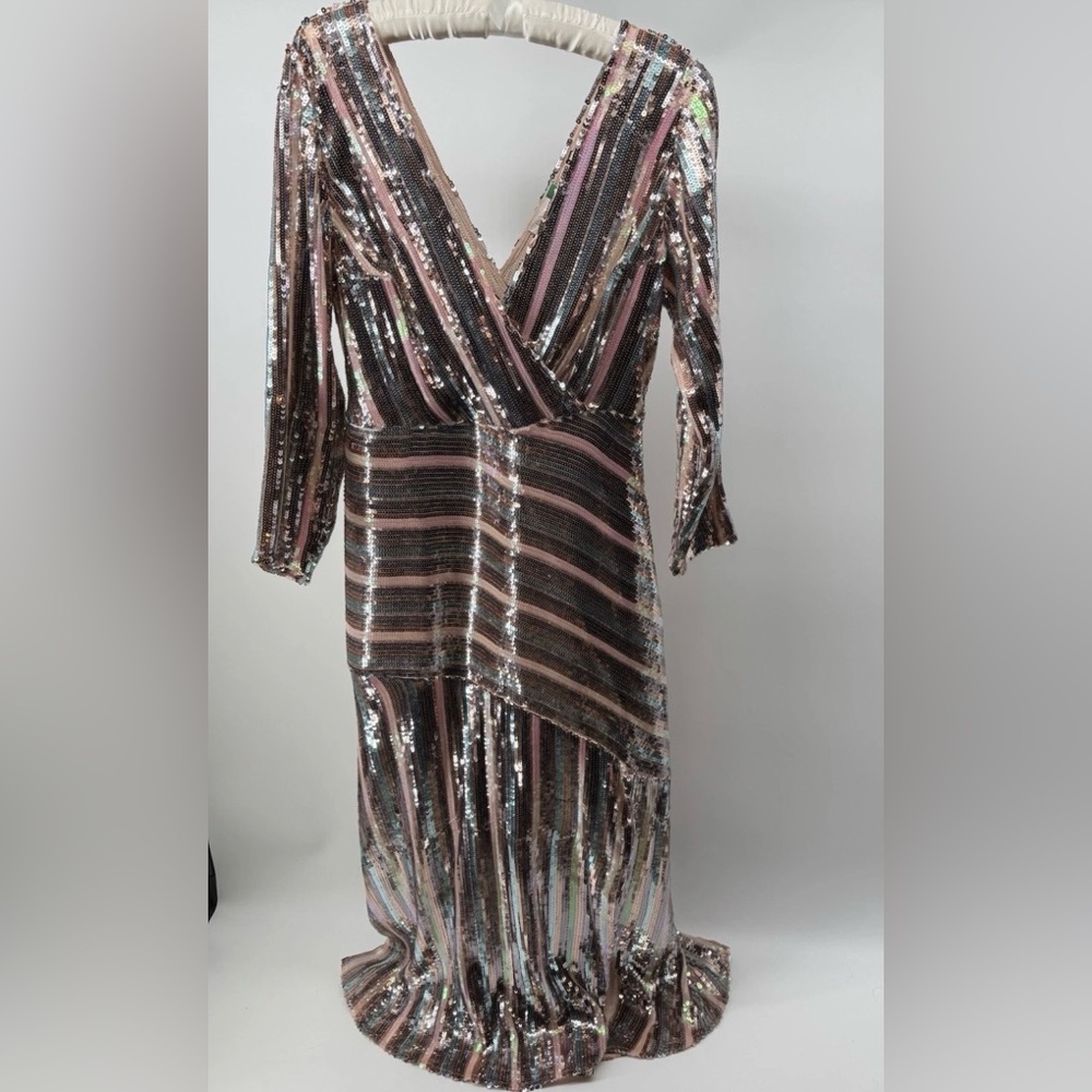 RIXO London Sequin Stripe Wrap Dress Sz SP Rose Gold Long Slv Glam Formal - Picture 3 of 7